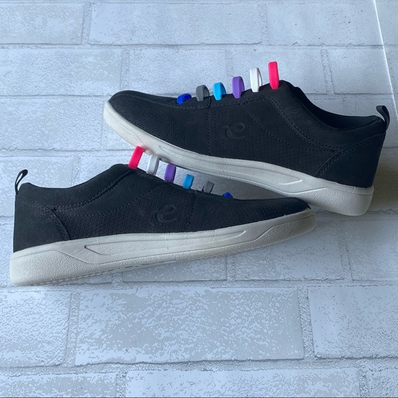 Easy Spirit Shoes - Easy Spirit Slip-On Sneakers Size 6 1/2